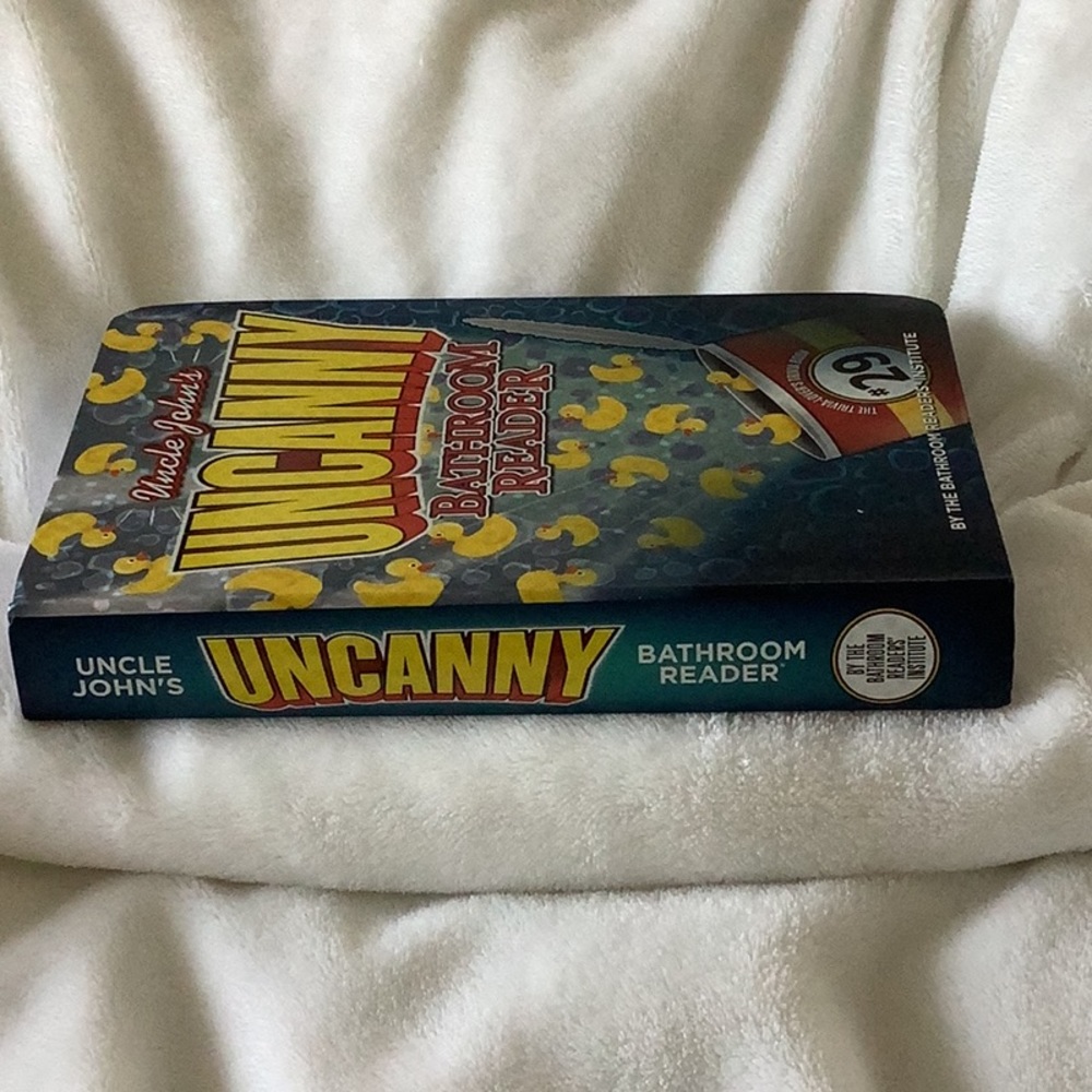 Uncle John’s Uncanny Bathroom Reader Book - Picture 3 of 4